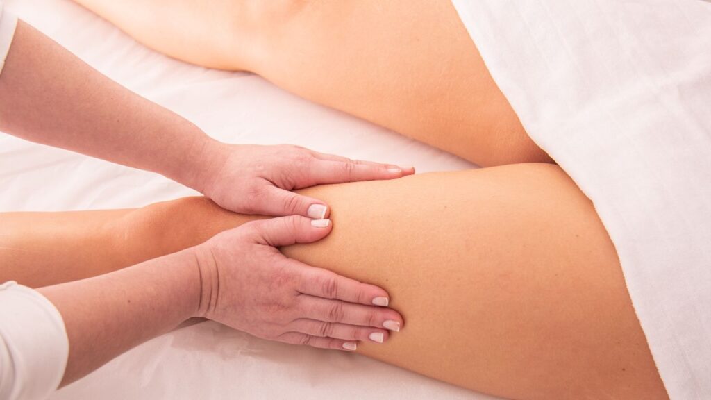 Manual Lymphatic drainage Therapy of the Thigh